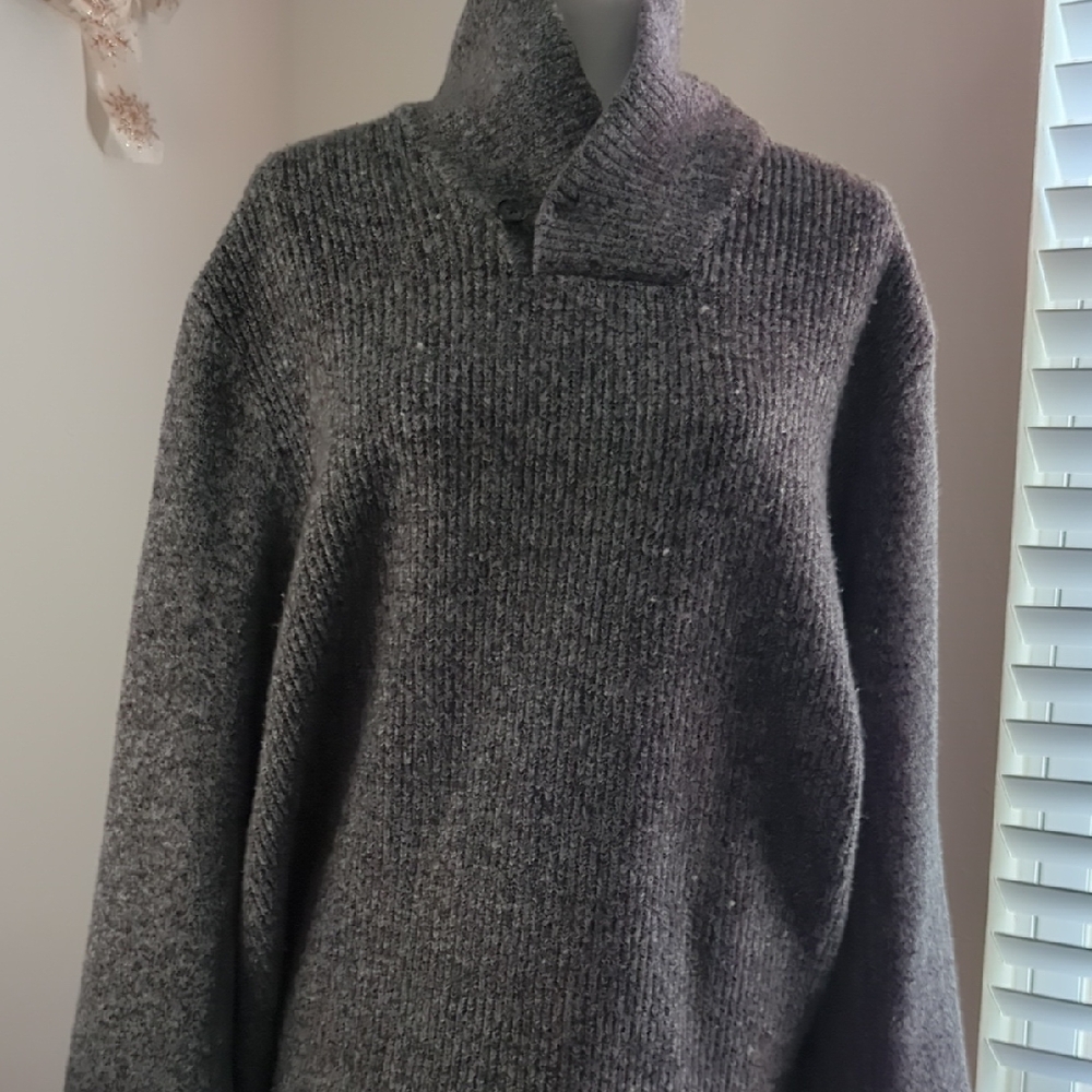 Old Navy Unisex Charcoal Knit Pullover